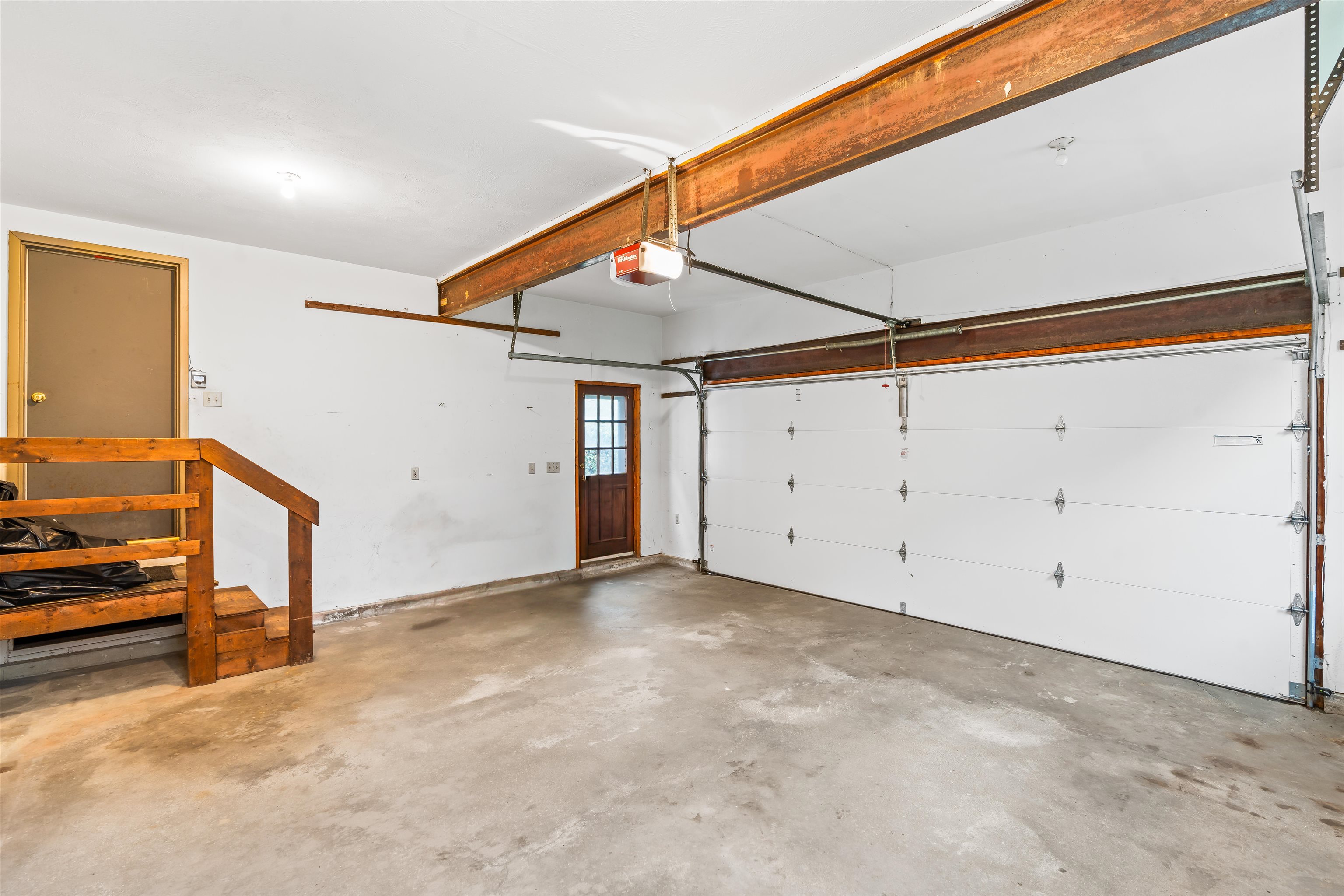 18 Shadwell Road Nashua, NH 03062 - Photo 32 of 48