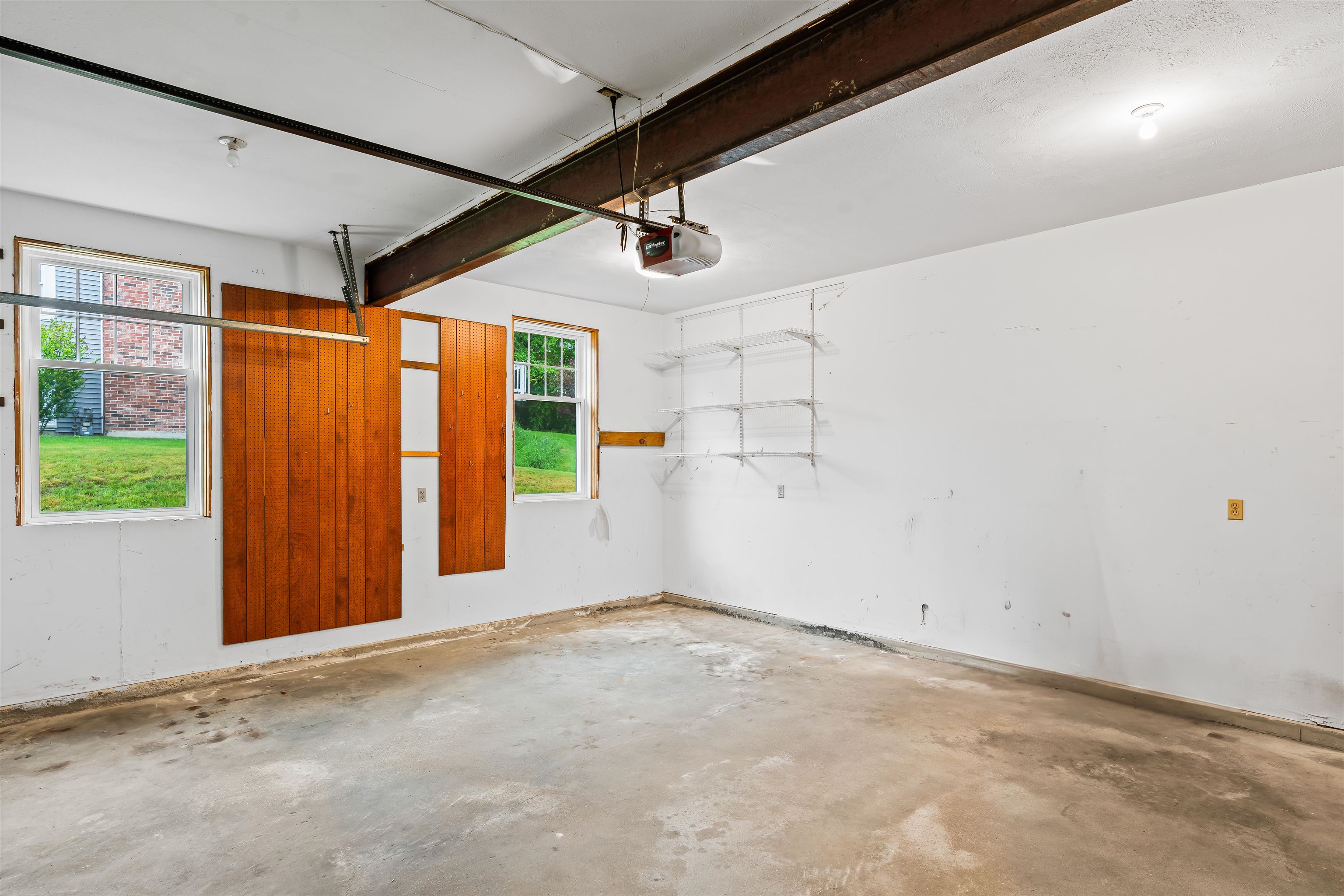 18 Shadwell Road Nashua, NH 03062 - Photo 33 of 48