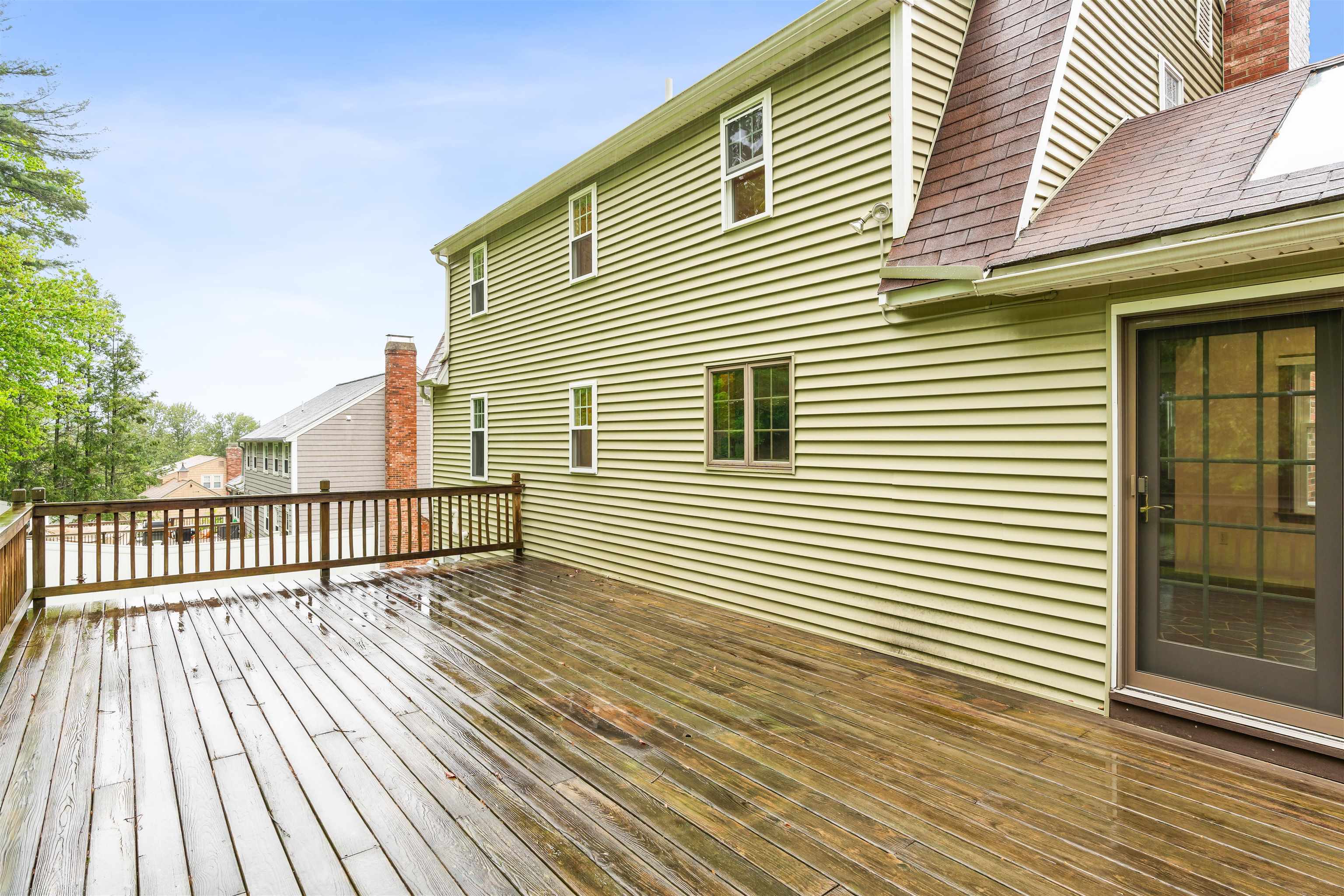 18 Shadwell Road Nashua, NH 03062 - Photo 36 of 48