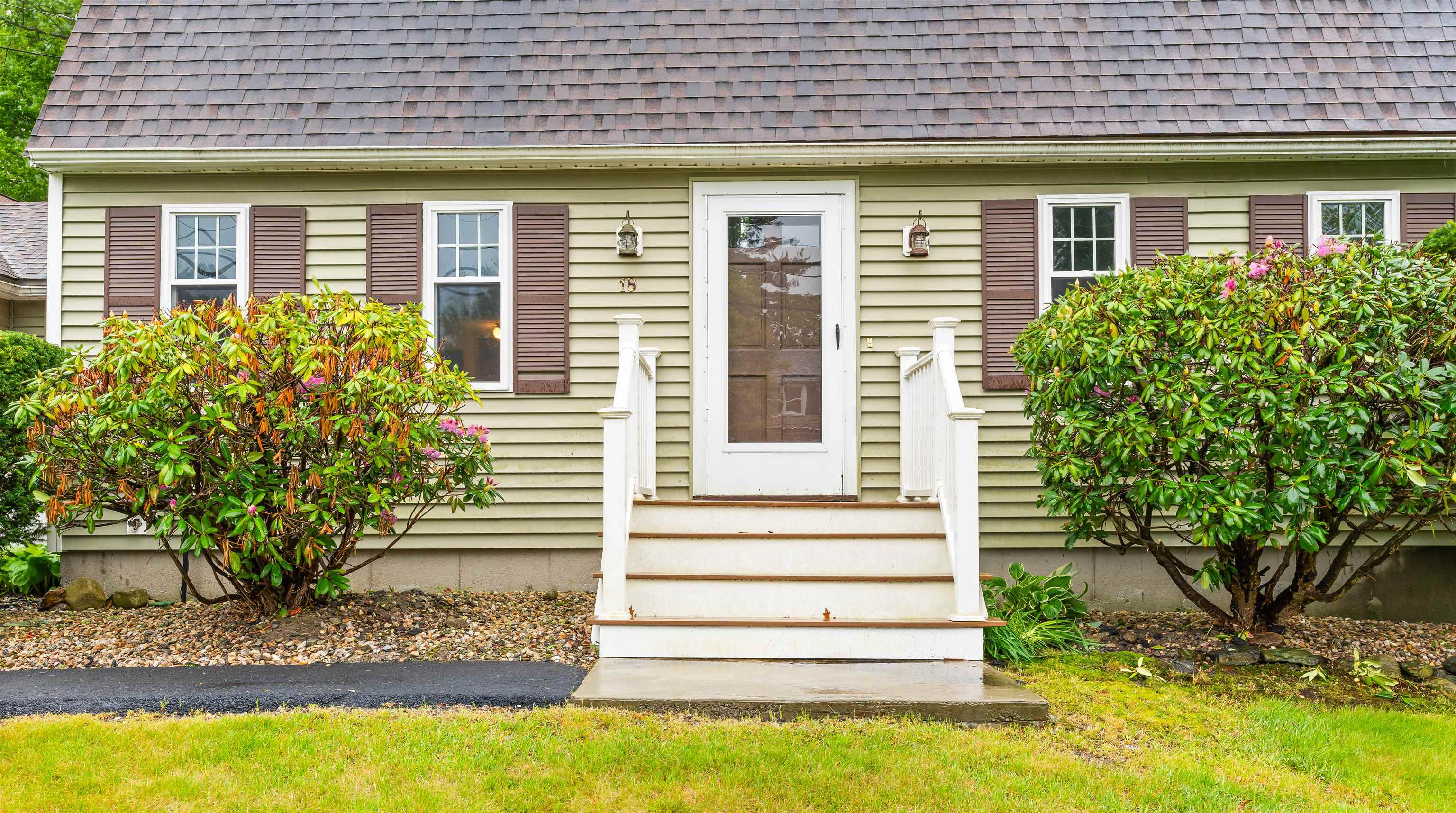 18 Shadwell Road Nashua, NH 03062 - Photo 43 of 48