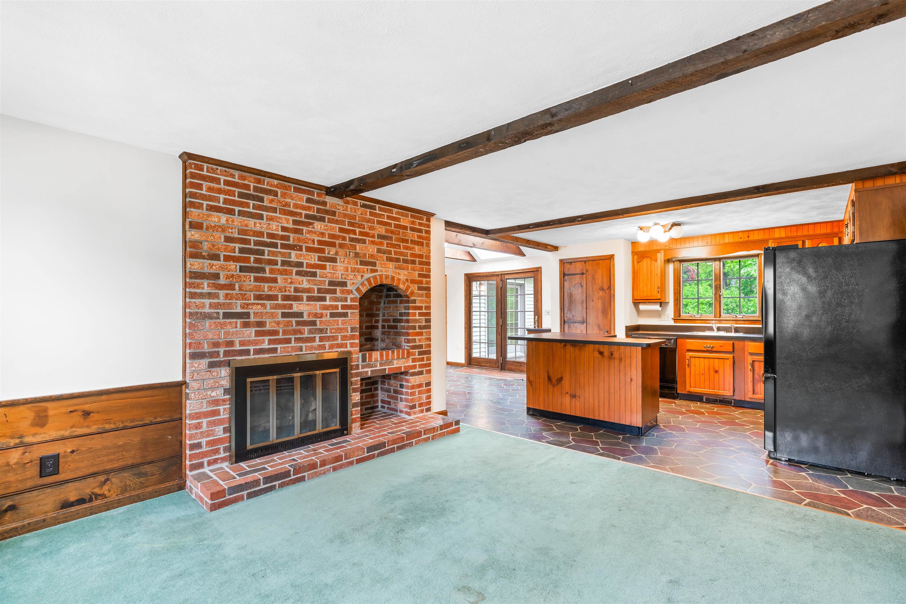 18 Shadwell Road Nashua, NH 03062 - Photo 10 of 48