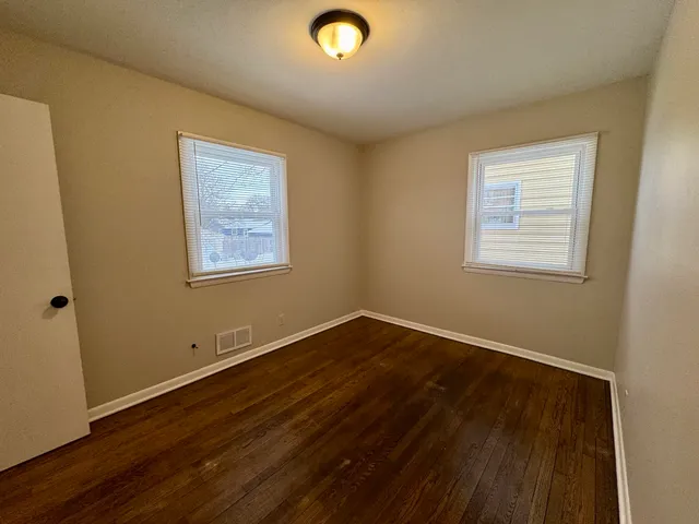 $1,150 | 8129 West Villard Avenue, Unit LOWR, Milwaukee, WI 53218