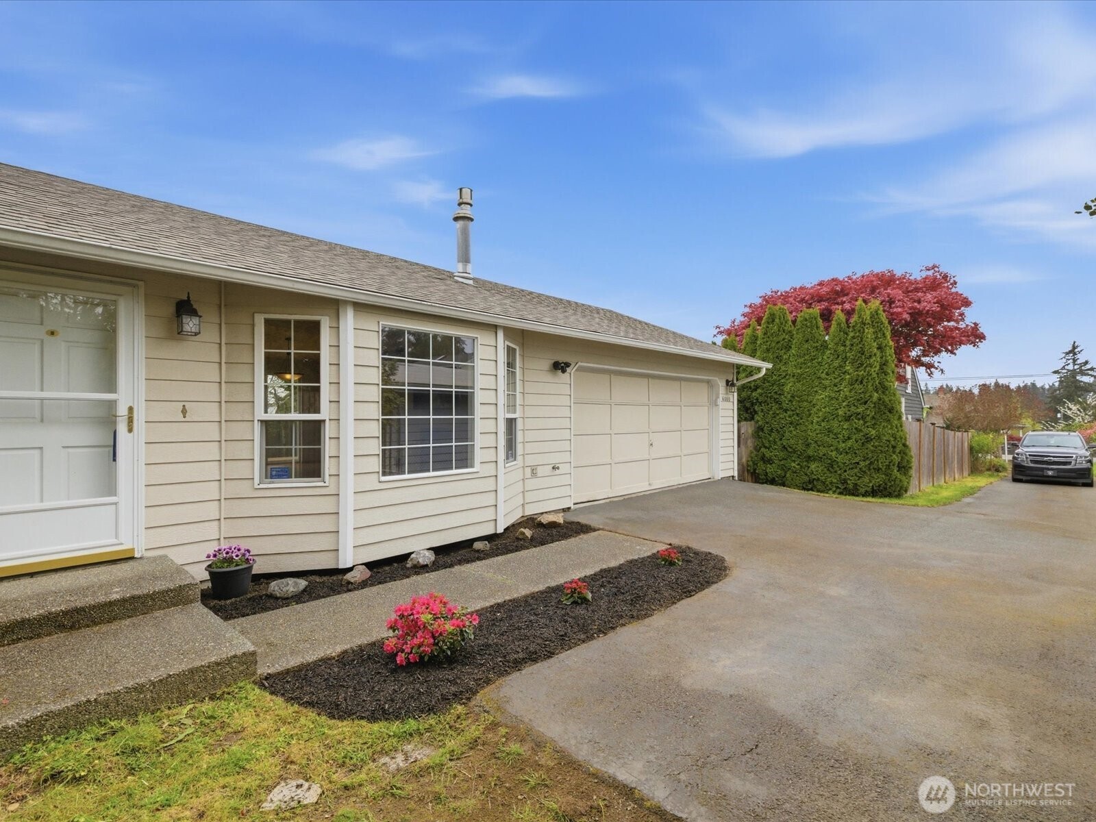 6000 Cady Road Everett, WA 98203 - Photo 1 of 33 Gallery Image 1