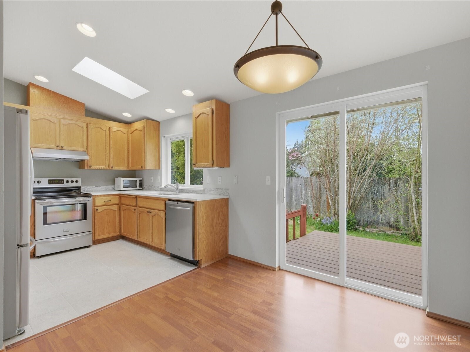 6000 Cady Road Everett, WA 98203 - Photo 11 of 33 Gallery Image 11