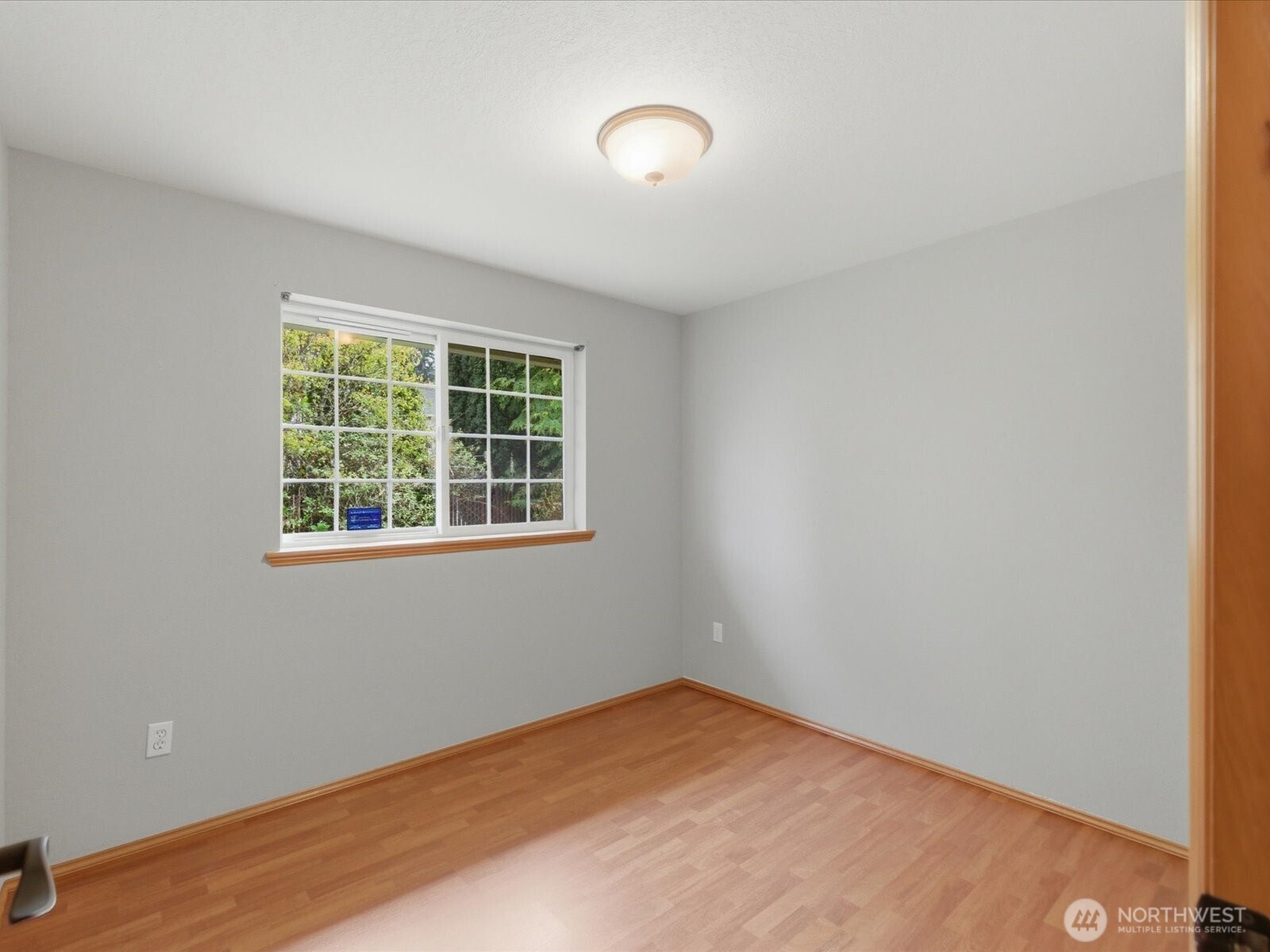 6000 Cady Road Everett, WA 98203 - Photo 21 of 33 Gallery Image 21