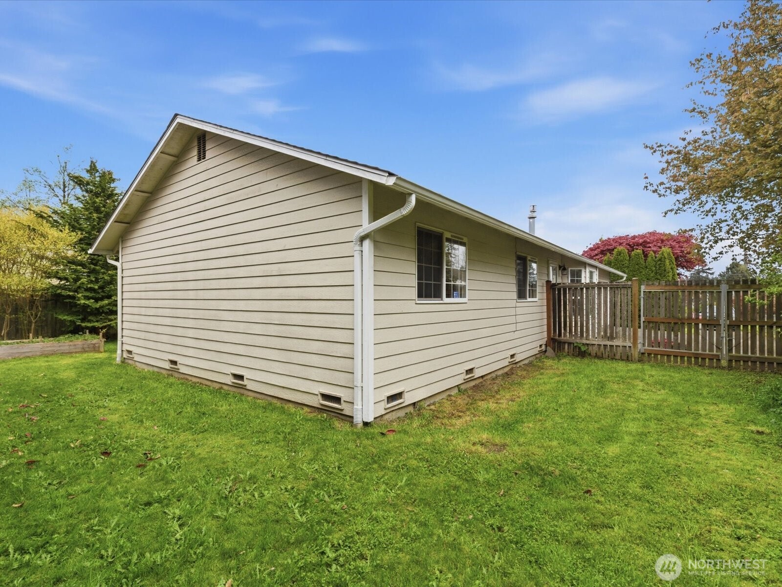 6000 Cady Road Everett, WA 98203 - Photo 22 of 33 Gallery Image 22