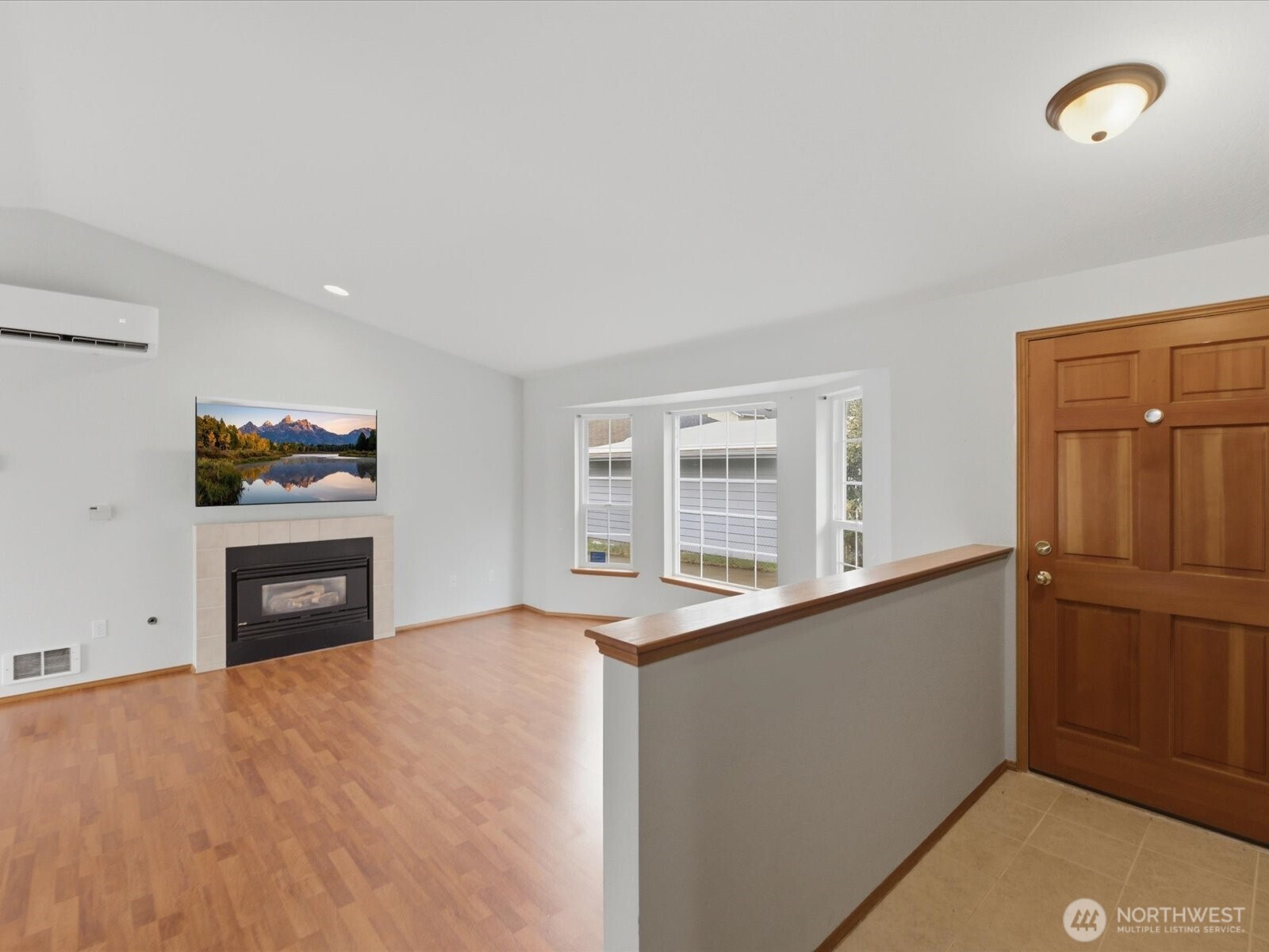 6000 Cady Road Everett, WA 98203 - Photo 4 of 33 Gallery Image 4