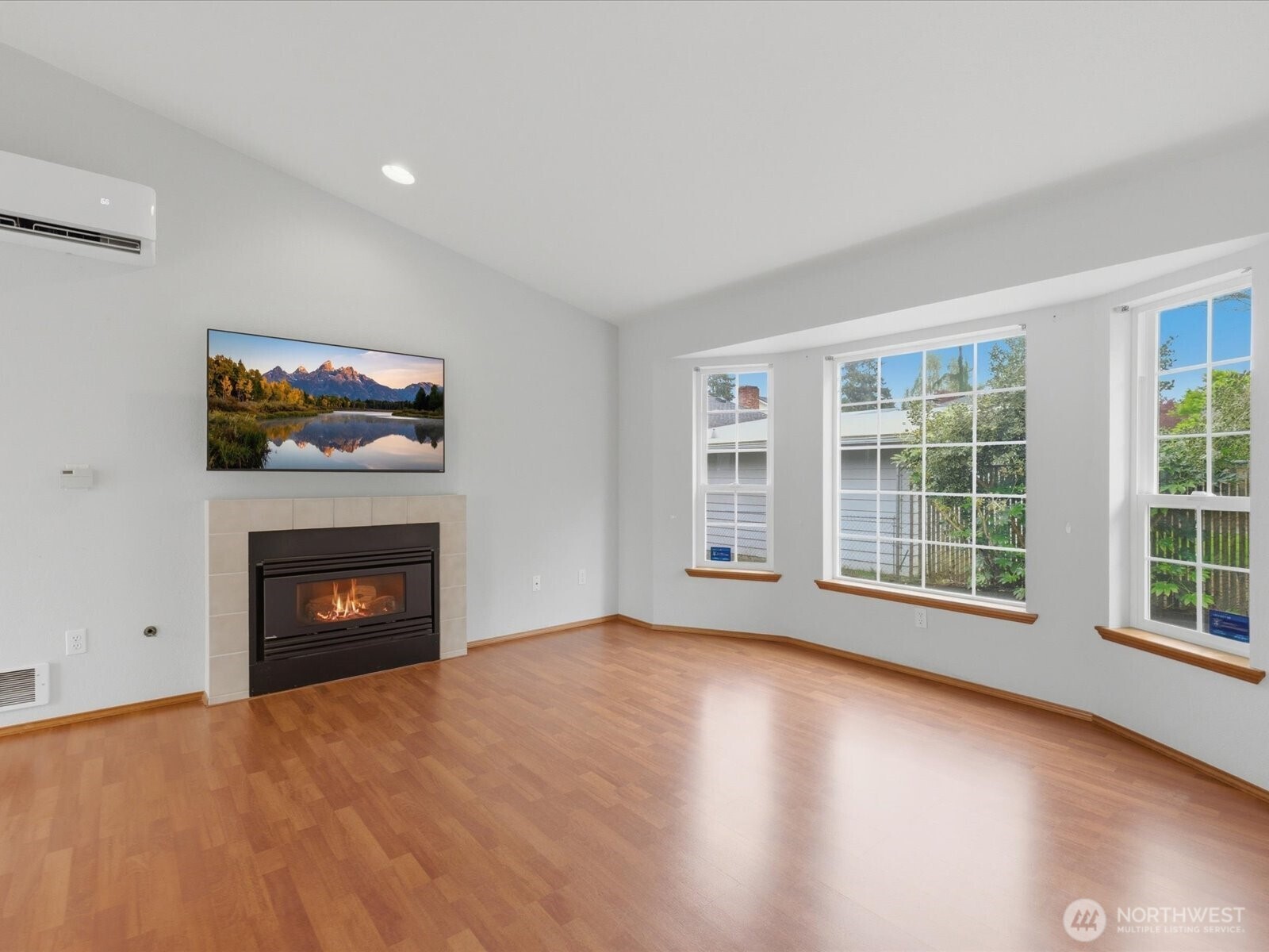 6000 Cady Road Everett, WA 98203 - Photo 5 of 33 Gallery Image 5