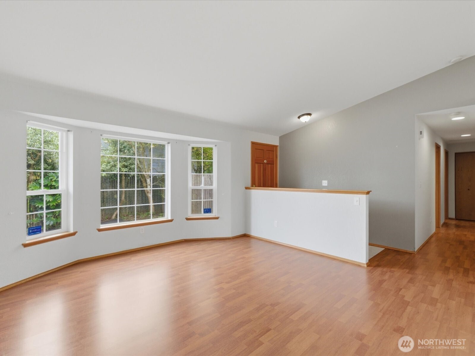 6000 Cady Road Everett, WA 98203 - Photo 6 of 33 Gallery Image 6
