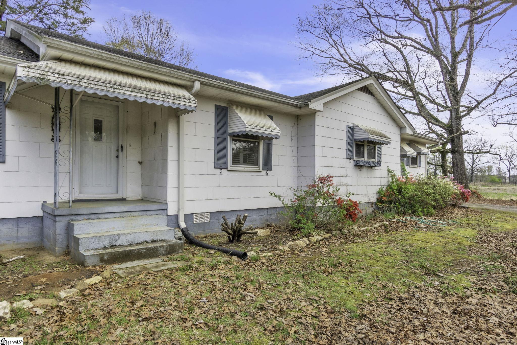 1411 Sharon Road Greer, SC 29651 - Photo 2 of 28 Gallery Image 2