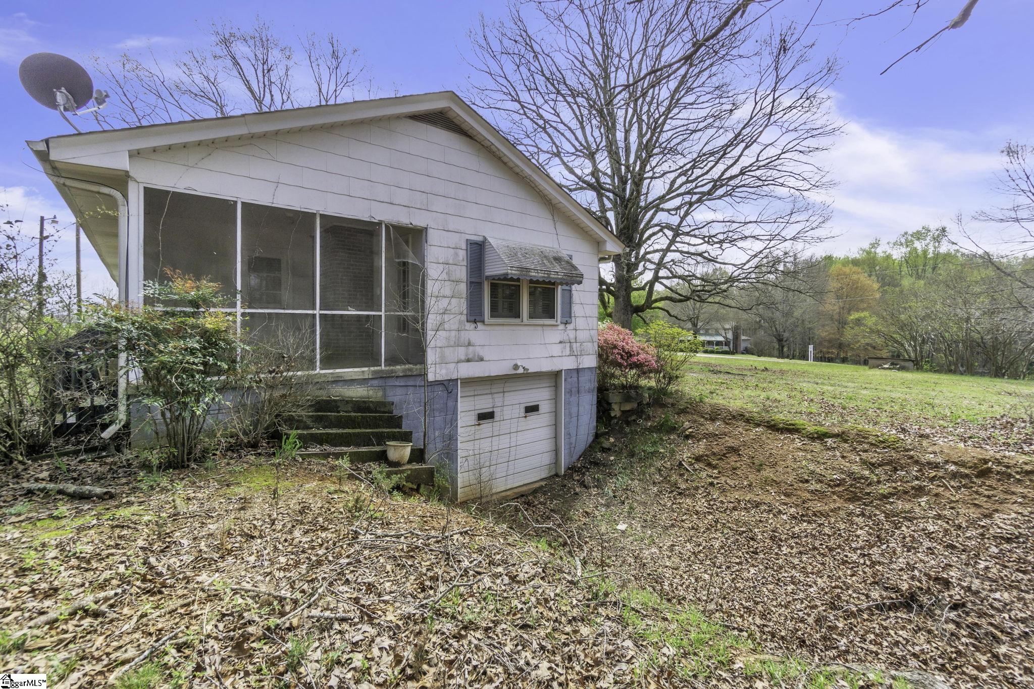 1411 Sharon Road Greer, SC 29651 - Photo 25 of 28 Gallery Image 25