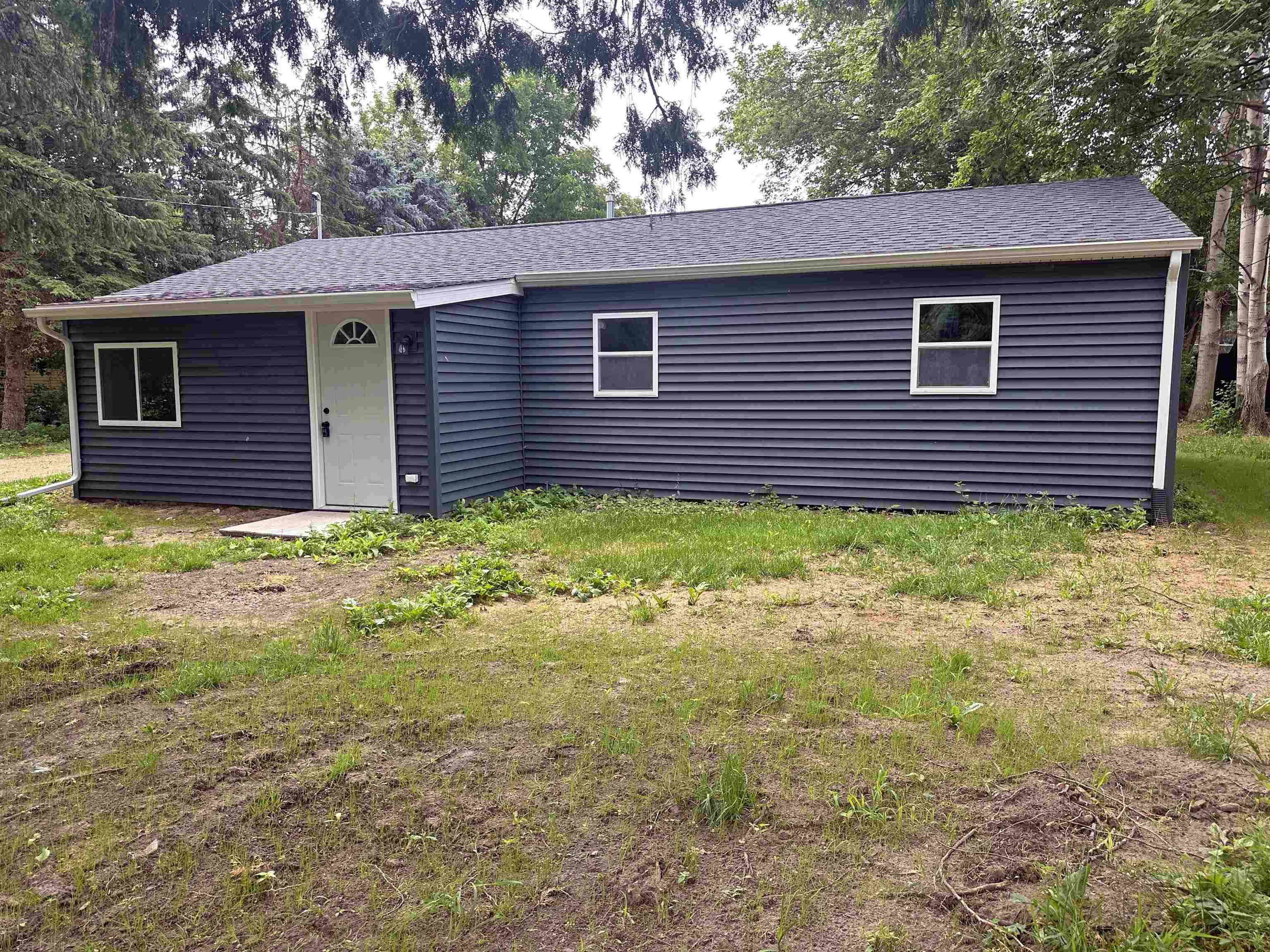 8769 Barnes Road Millington, MI 48746 - Photo 3 of 28