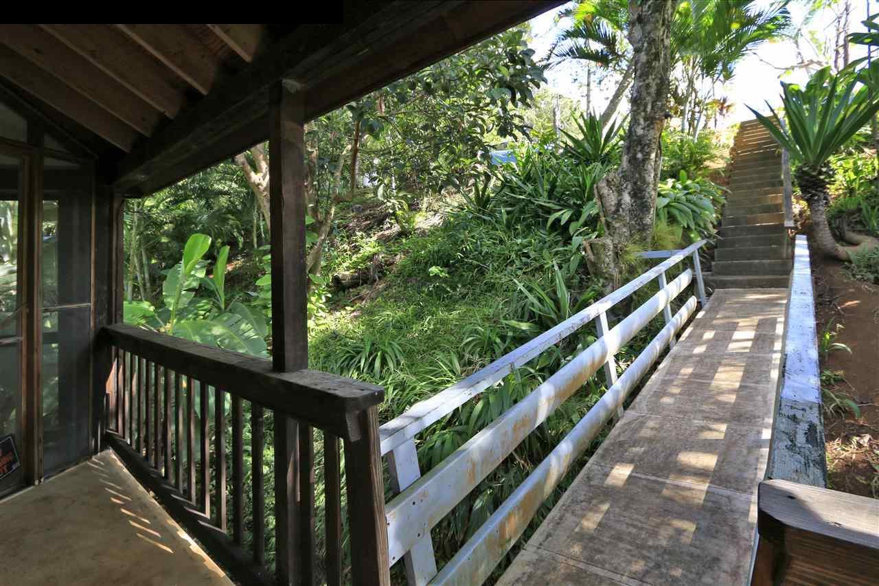 11 Kane Place Haiku, HI 96708 - Photo 25 of 30 a view of balcony with wooden floor