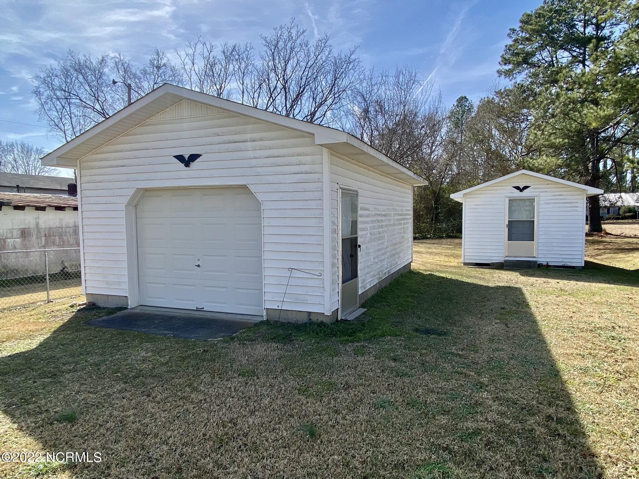 105 North McCaskey Road Williamston, NC 27892 - Photo 29 of 35 IMG_3780