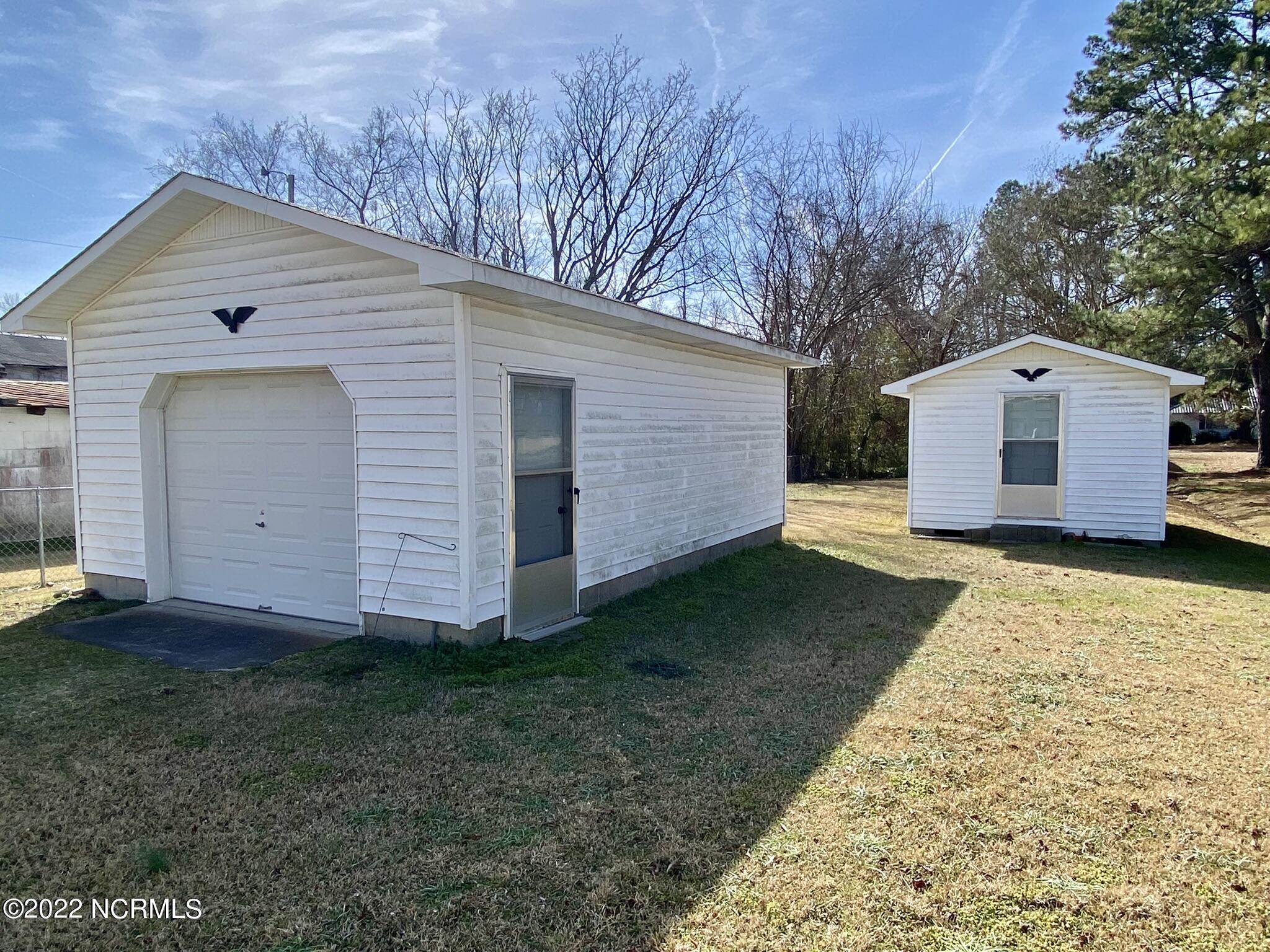 105 North McCaskey Road Williamston, NC 27892 - Photo 30 of 35 IMG_3781