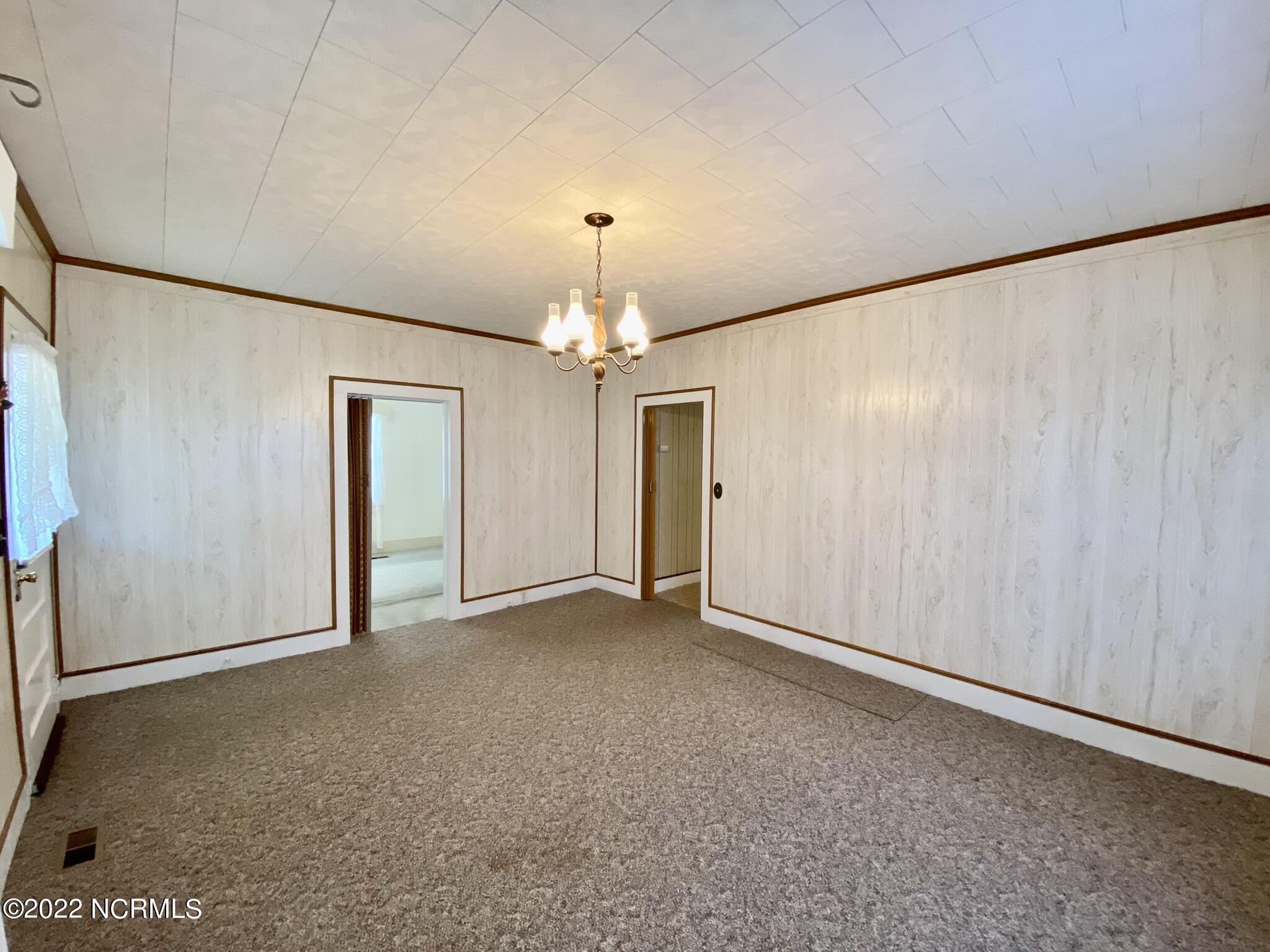 105 North McCaskey Road Williamston, NC 27892 - Photo 5 of 35 IMG_3756