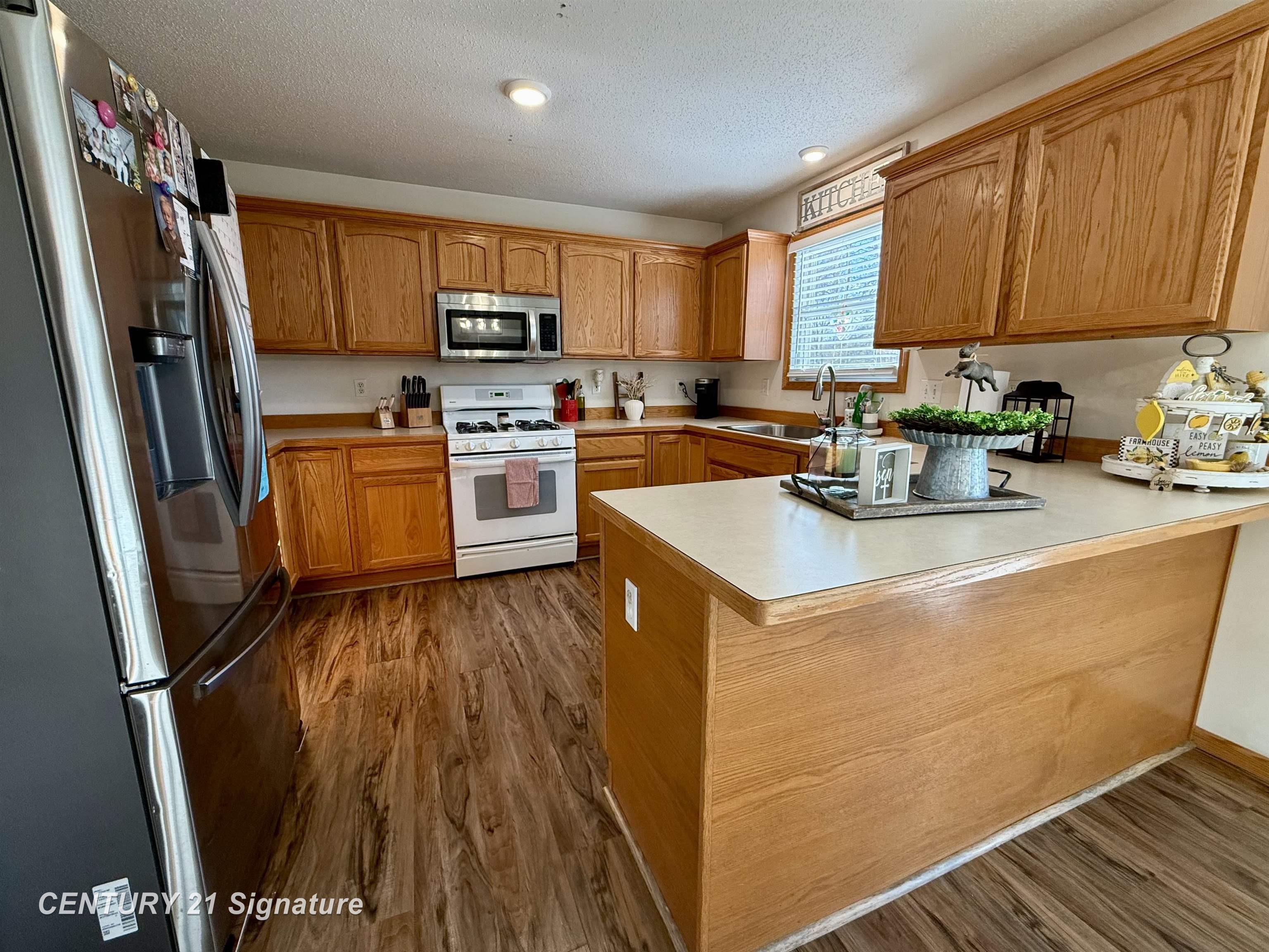 1232 South Hemlock Road Hemlock, MI 48626 - Photo 6 of 31