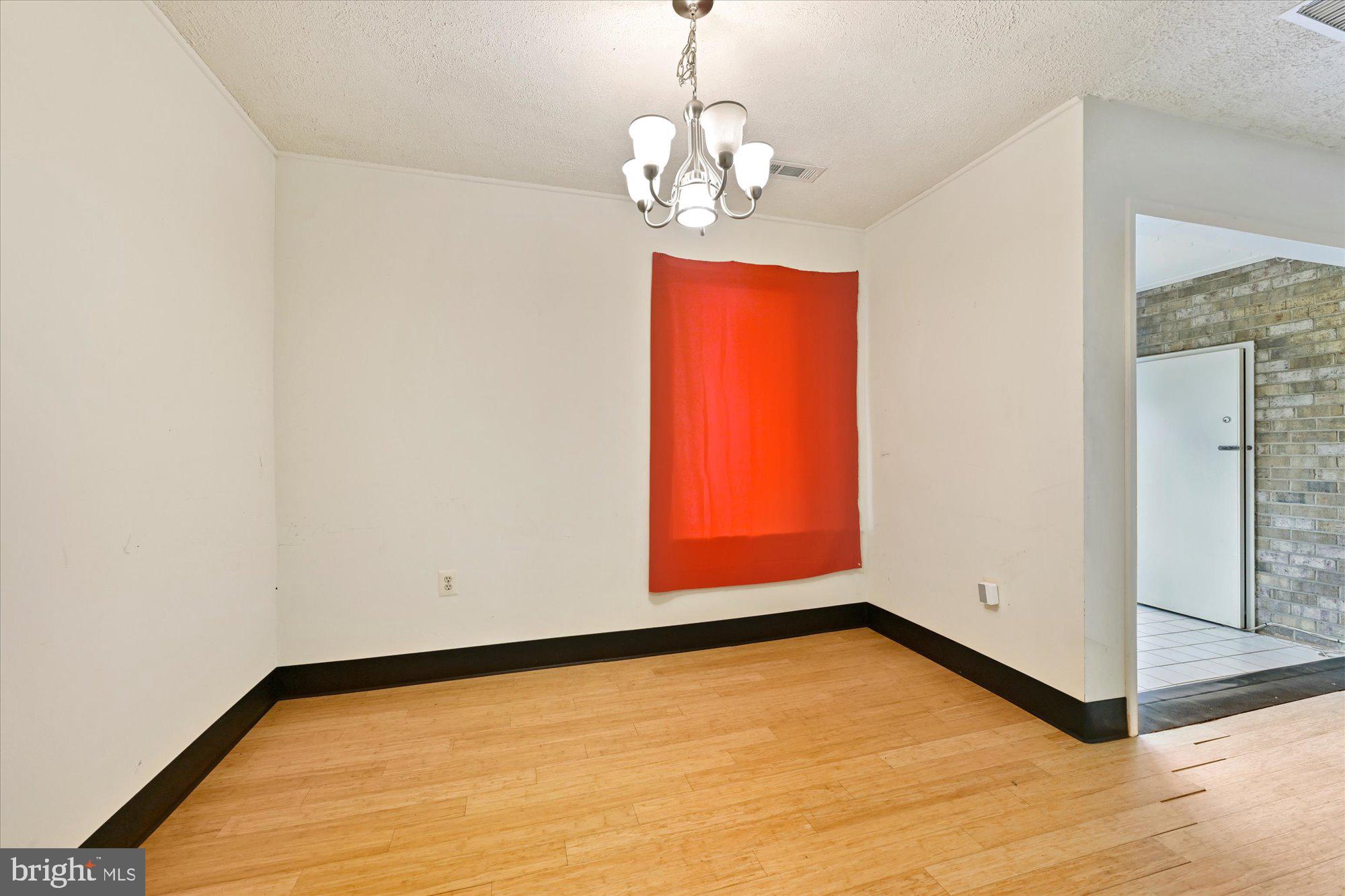 10578 Cross Fox Lane, Unit E2 Columbia, MD 21044 - Photo 14 of 28 a view of empty room with window