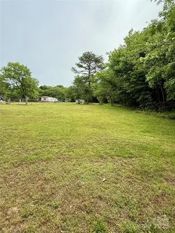 a view of an ocean from a yard