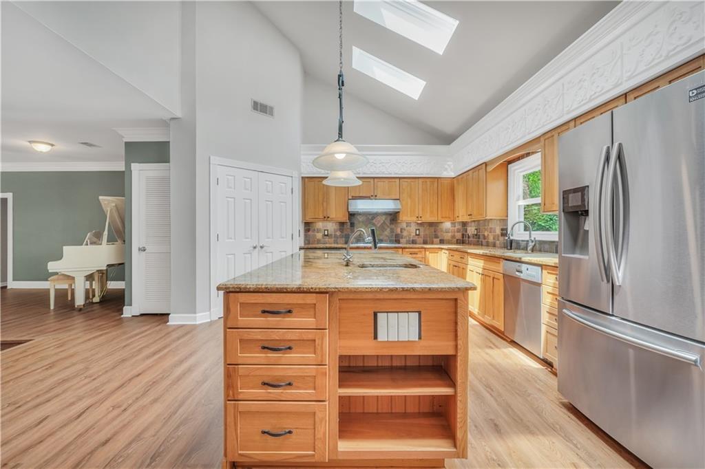1010 Little River Way Alpharetta, GA 30004 - Photo 12 of 48
