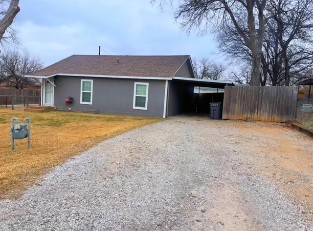 $88,000 | 1335 Florea Street, Graham, TX 76450