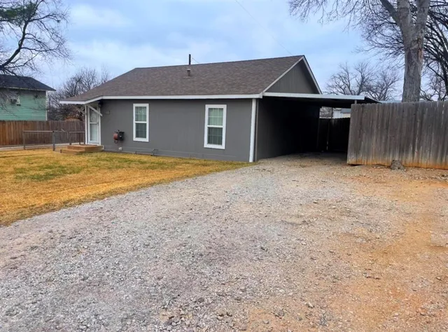 $88,000 | 1335 Florea Street, Graham, TX 76450