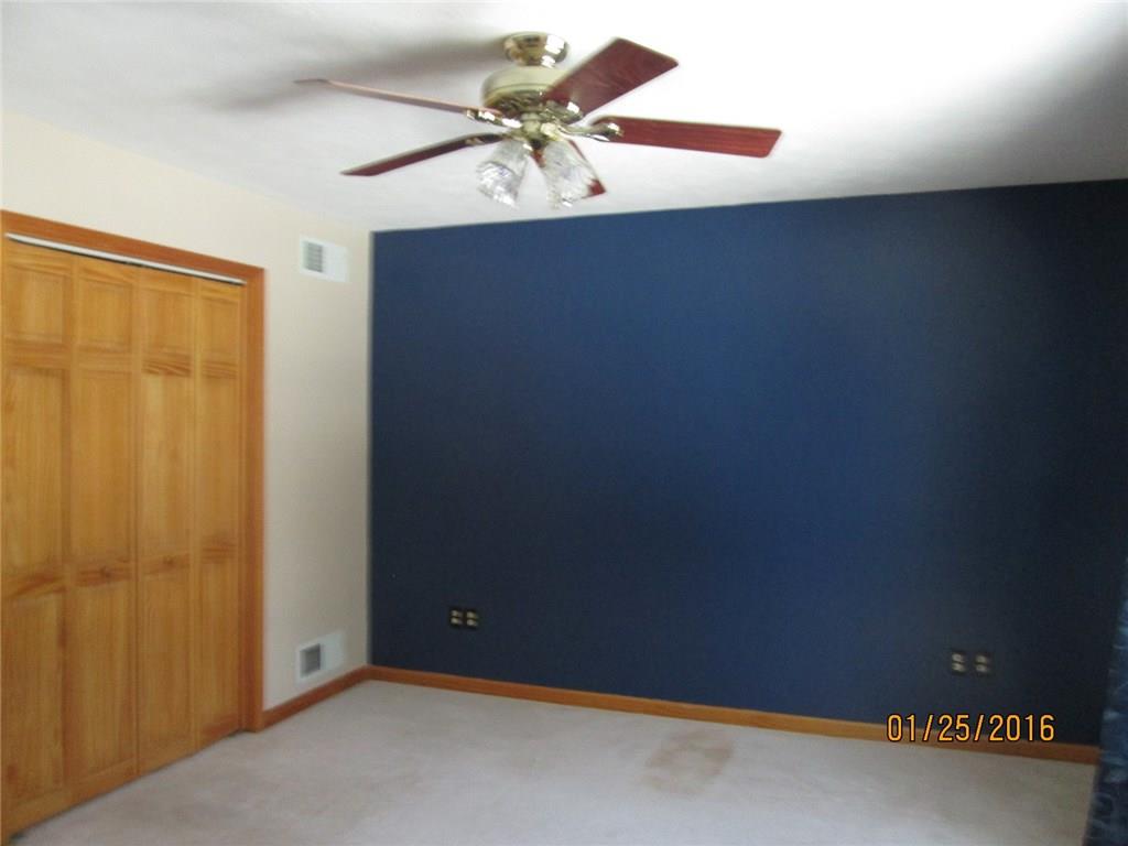 335 Myoma Road Mars, PA 16046 - Photo 14 of 20 Bedroom 2 with Jack-and-Jill Bath.