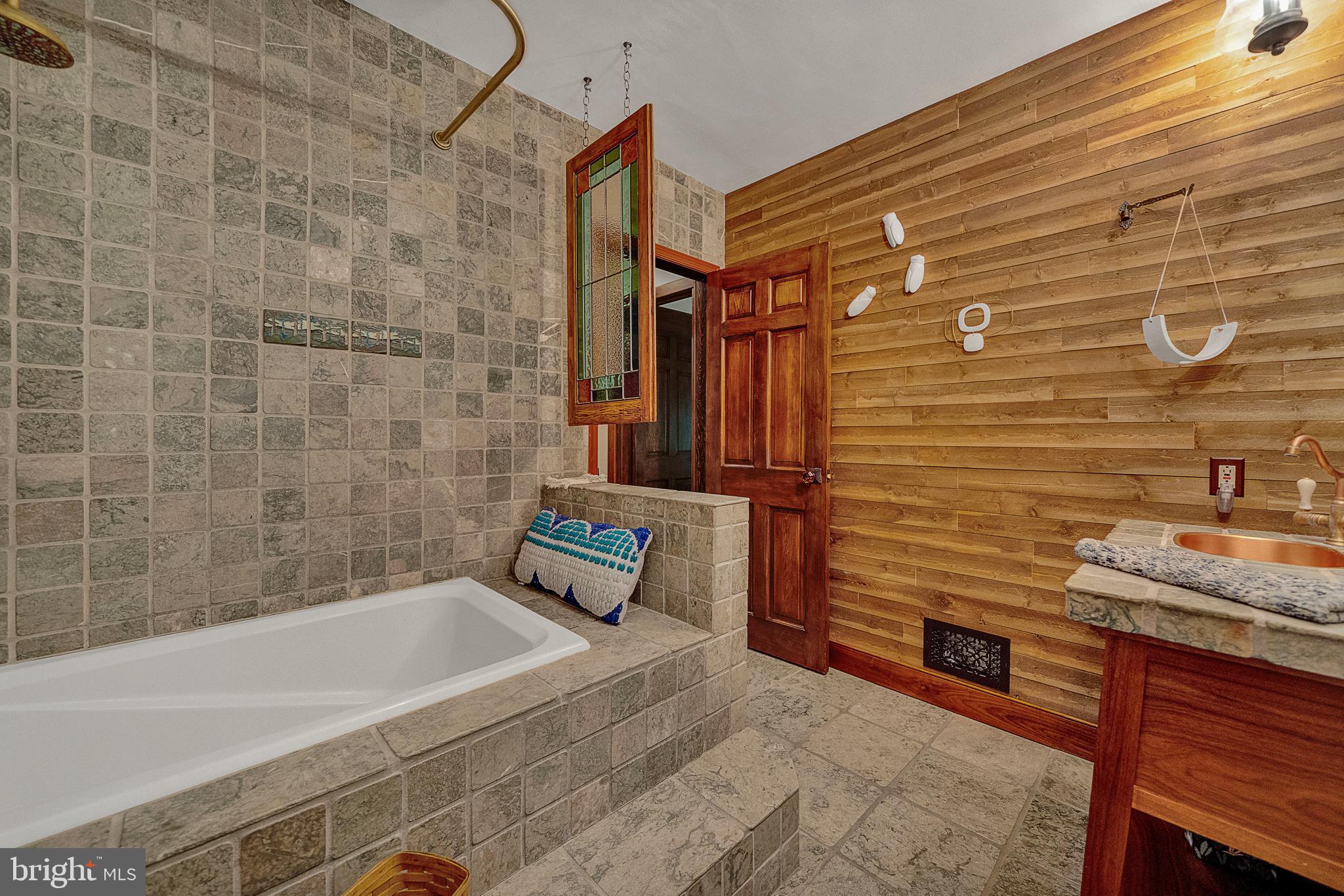 1700 Upper Ridge Road Pennsburg, PA 18073 - Photo 43 of 103