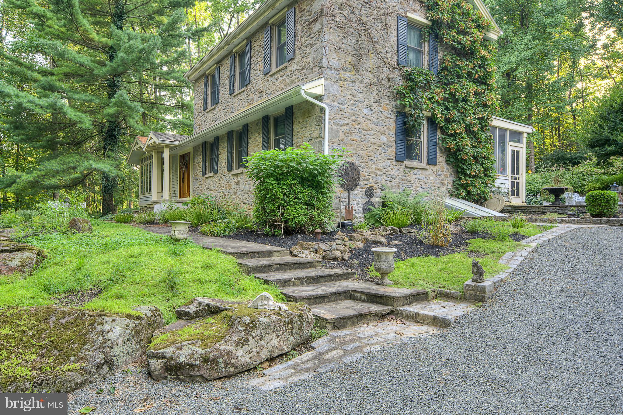 1700 Upper Ridge Road Pennsburg, PA 18073 - Photo 9 of 103