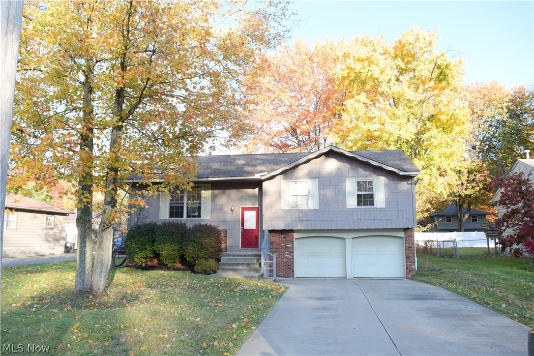 262 Howland Wilson Road Northeast Warren, OH 44484 - Photo 1 of 19 Gallery Image 1