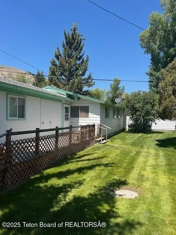 $4,500,000 | 110-120 West Hansen Avenue, Jackson, WY 83001