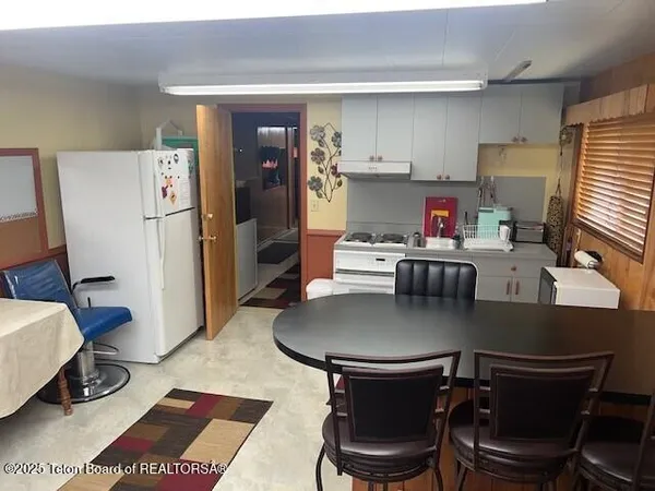 $4,500,000 | 110-120 West Hansen Avenue, Jackson, WY 83001