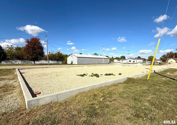 $90,000 | 126 North Depot Street, Wataga, IL 61488