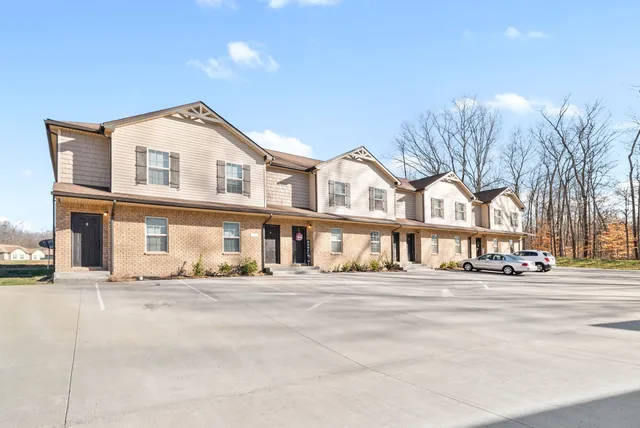 $1,000 | 248 Smithson Lane, Unit B, Clarksville, TN 37040