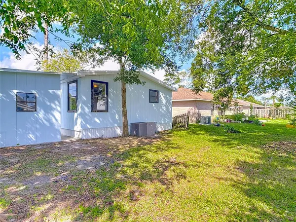 a house view with a outdoor space