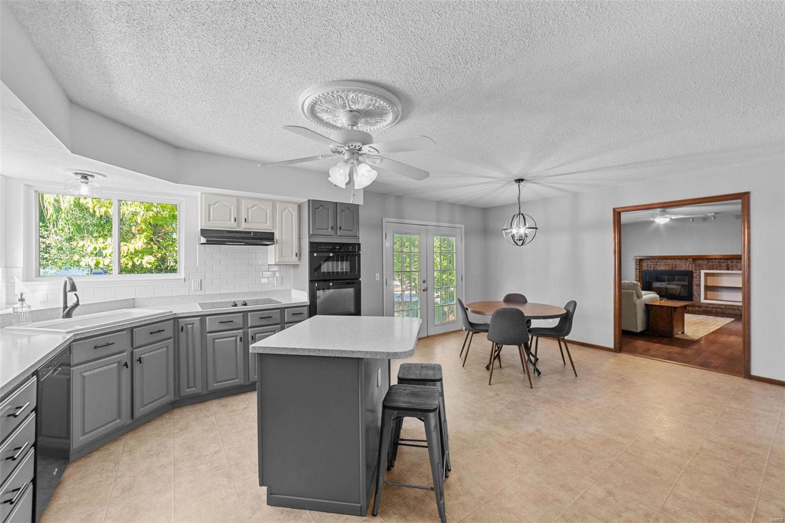 2839 Kettering Drive St. Charles, MO 63303 - Photo 13 of 48