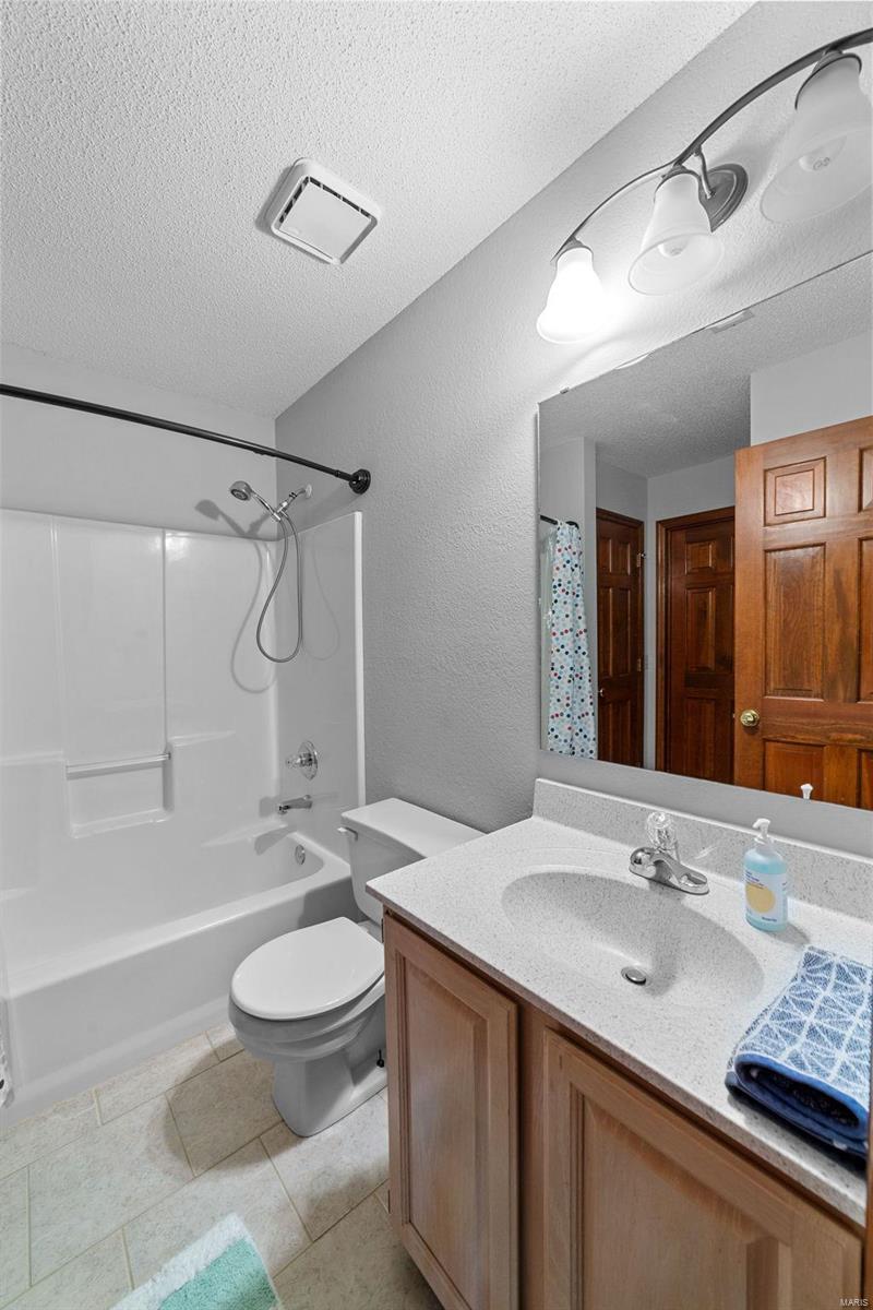2839 Kettering Drive St. Charles, MO 63303 - Photo 38 of 48