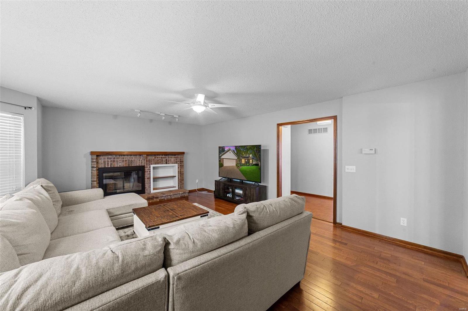 2839 Kettering Drive St. Charles, MO 63303 - Photo 4 of 48