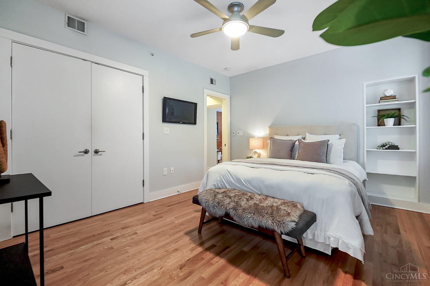 23 Mercer Street, Unit 1 Cincinnati, OH 45202 - Photo 24 of 31