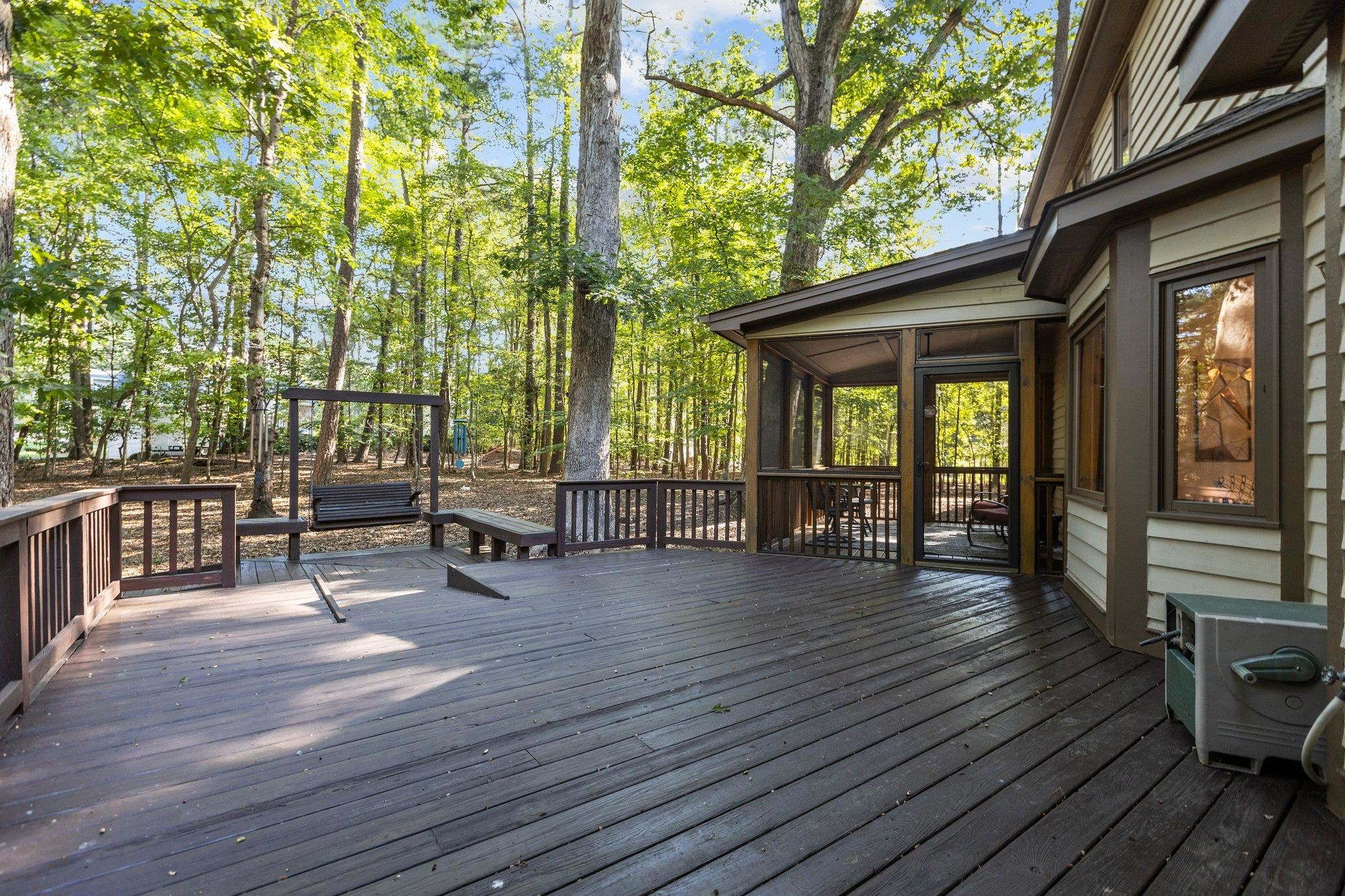 8020 Hollander Place Raleigh, NC 27606 - Photo 41 of 43 Photo 41