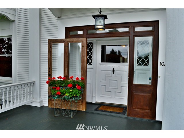 1022 North K Street Tacoma, WA 98403 - Photo 3 of 25