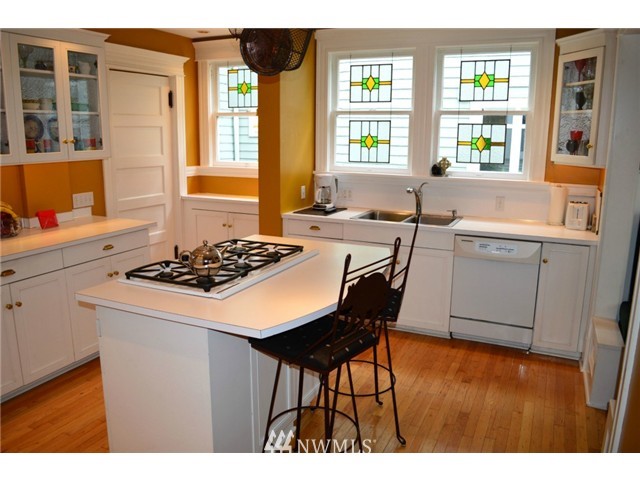 1022 North K Street Tacoma, WA 98403 - Photo 8 of 25