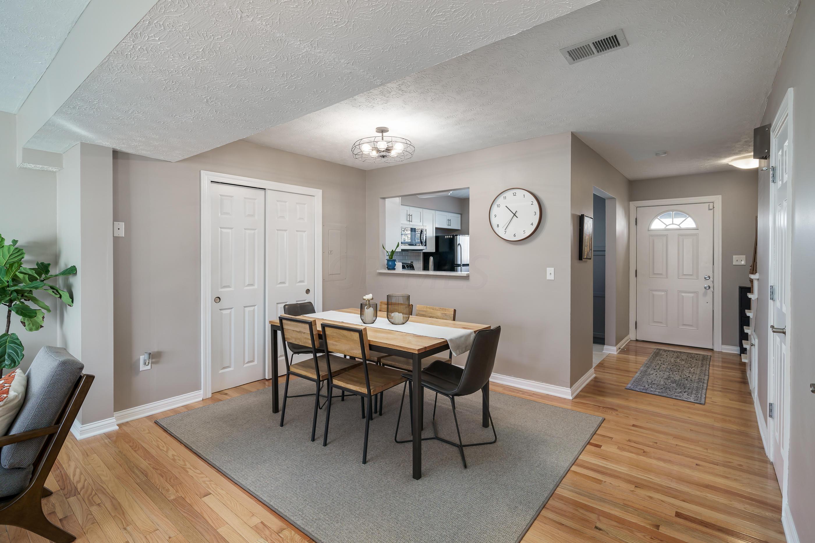 854 Palmer Road Columbus, OH 43212 - Photo 8 of 30