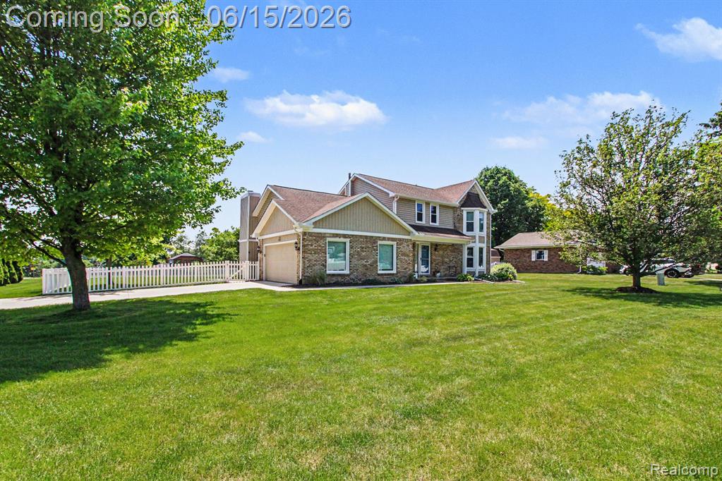 6433 Woodcrest Ridge Clarkston, MI 48346 - Photo 2 of 40