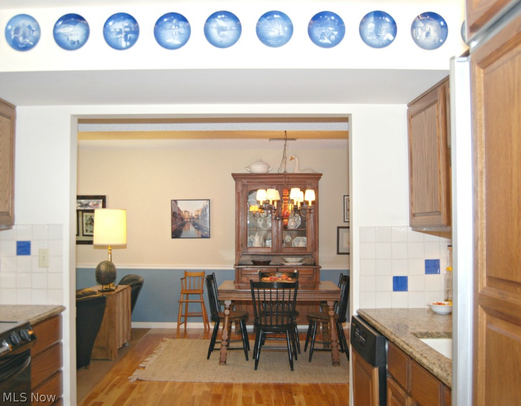 571 Hampton Ridge Drive Akron, OH 44313 - Photo 11 of 22 Gallery Image 11