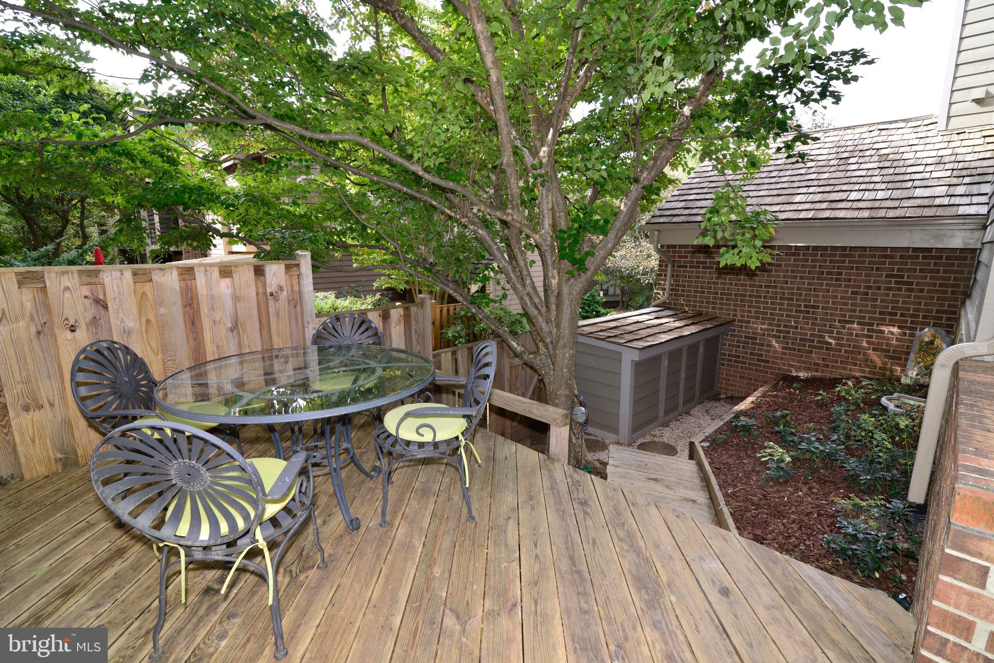11013 Thrush Ridge Road Reston, VA 20191 - Photo 21 of 38