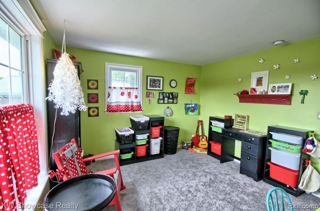 3856 Sleeth Road Commerce Township, MI 48382 - Photo 20 of 53 15.jpg