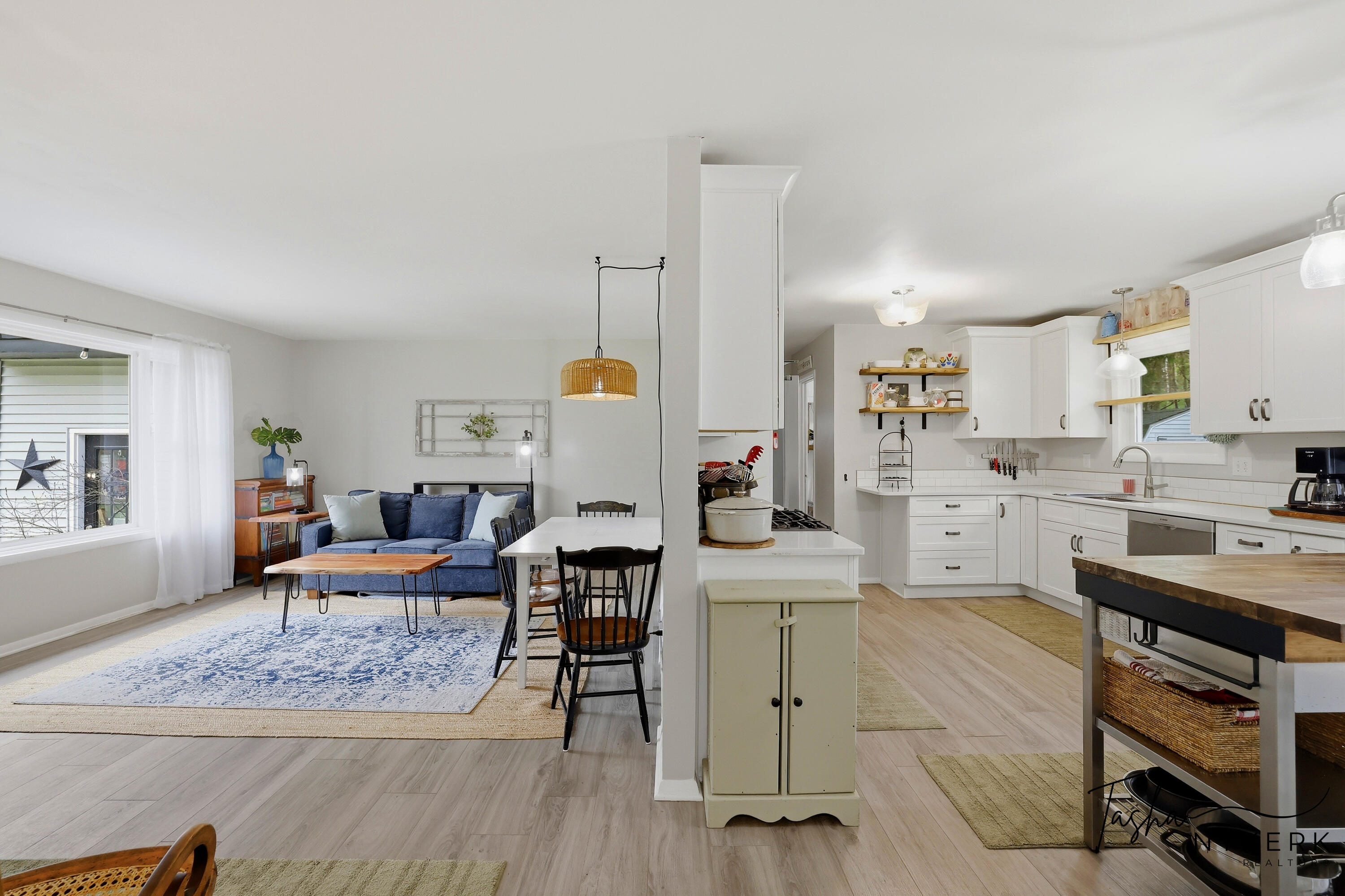 2467 Fenner Road Muskegon, MI 49445 - Photo 22 of 47 2467 fenner rd-014