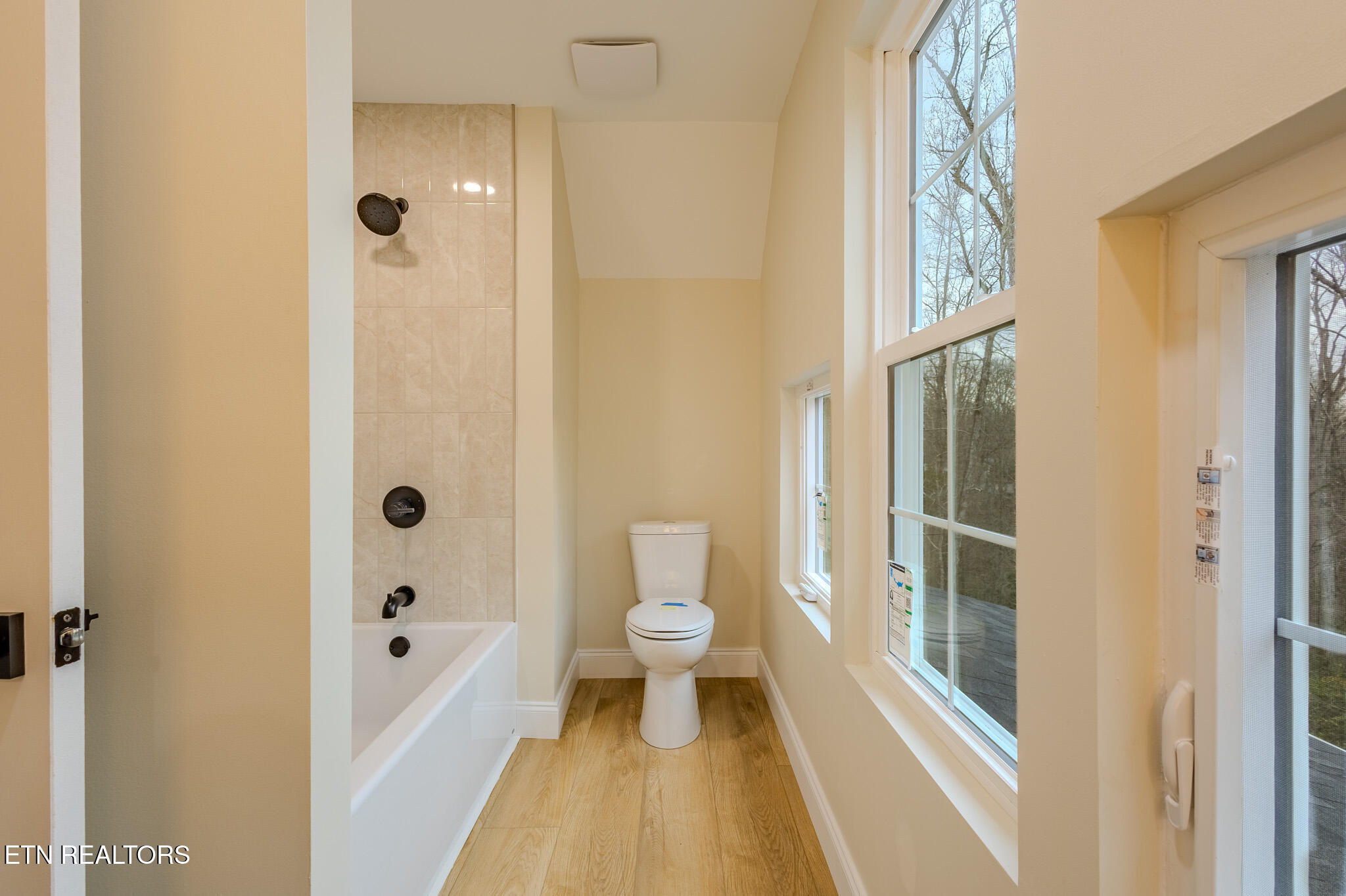 158 California Avenue Oak Ridge, TN 37830 - Photo 33 of 39 1N9A9034-HDR