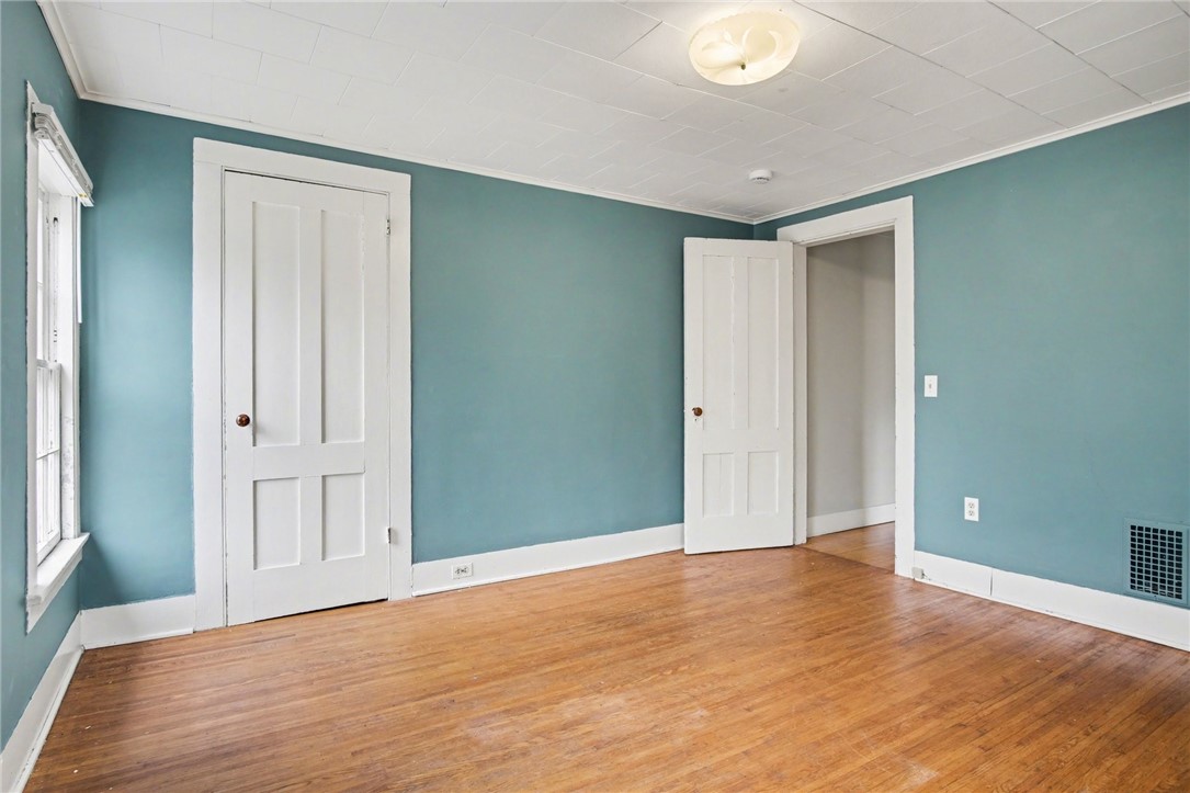 49 Hickory Street Rochester, NY 14620 - Photo 21 of 38 Apt 2